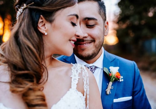 Consejos para posar para las fotos del día de la boda